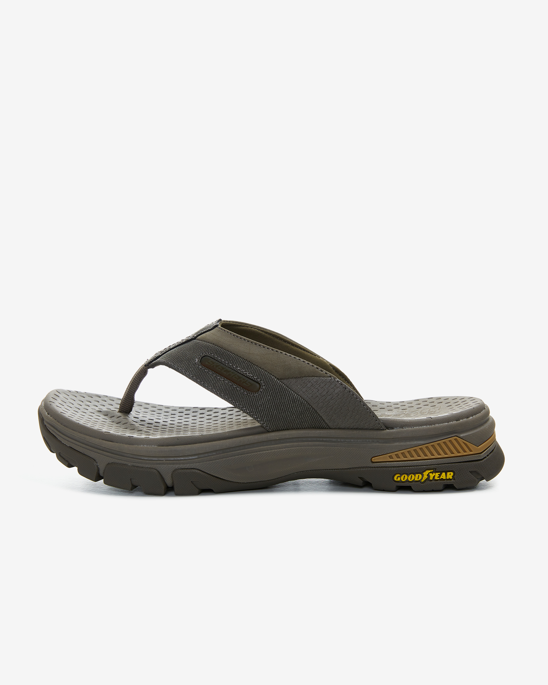 Skechers terlik 2025